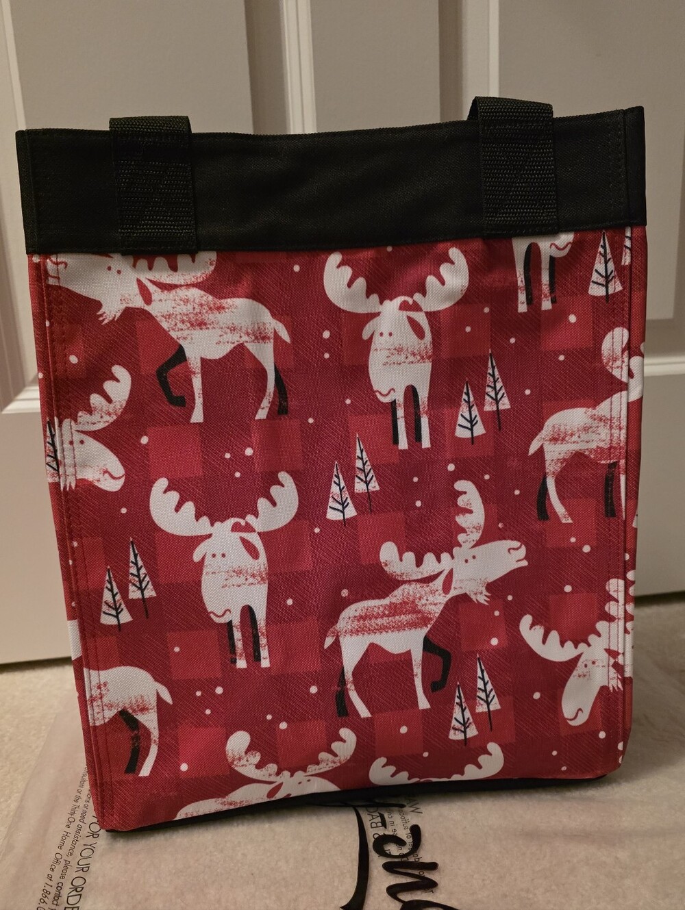 Thirty One NWT Essential Storage Tote - Red Moose Print MSRP$32